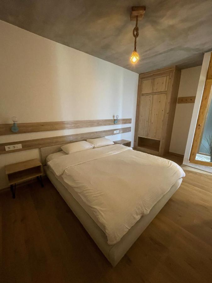 Couette-café Vineyard 2*